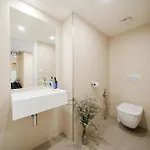 Days - Two-bedroom Maisonette With Ac And Terrace With Grill In Vinohrady Lejlighed Prag