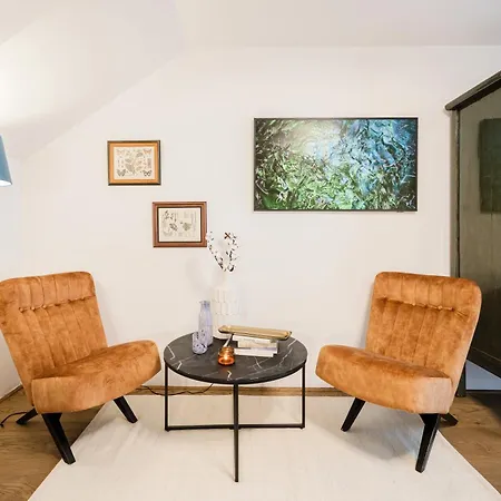 Lejlighed Days - Two-bedroom Maisonette With Ac And Terrace With Grill In Vinohrady